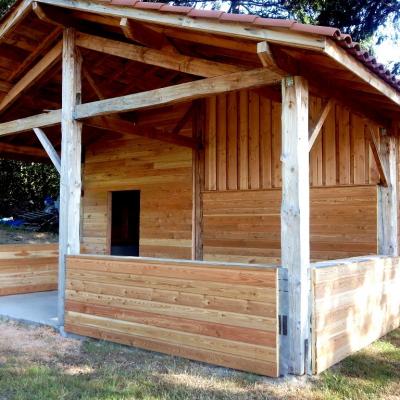 abri en bois